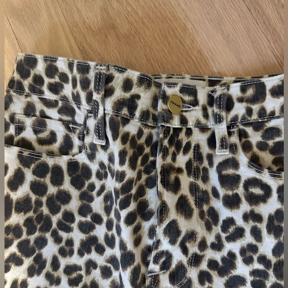 FRAME denim | Ali High Rise Cigarette | 26 | Animal Leopard Print | Beige Multi - Picture 2 of 8